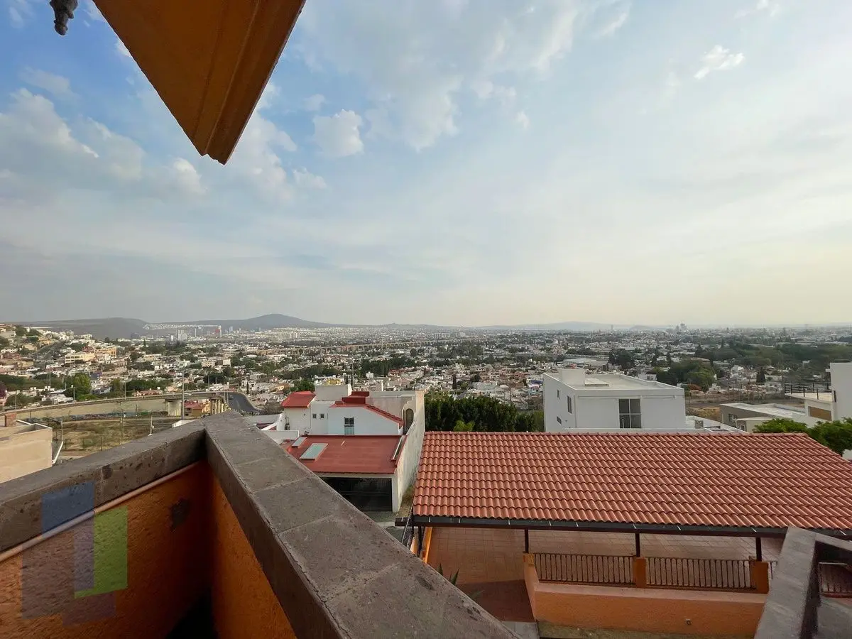 Casa en venta en Balcones del Acueducto 4 recámaras con baño — foto 3