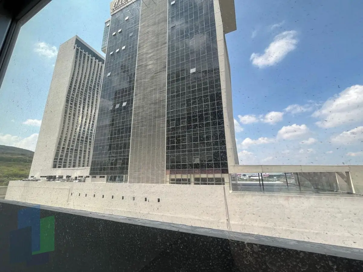 Juriquilla oficina en renta en WTC con opción a bodega. — foto 5