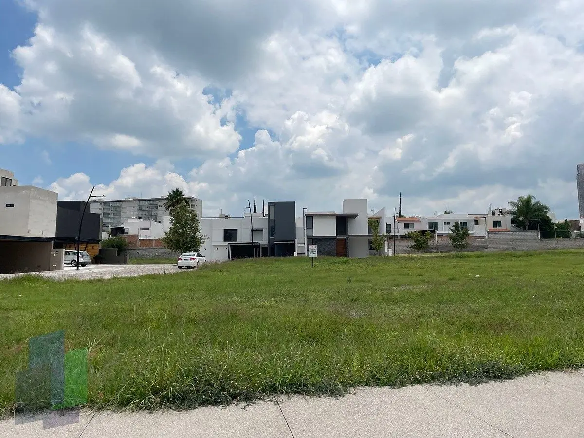 Terreno en venta plano en privada esquina Lagos de Juriquilla. — foto 4