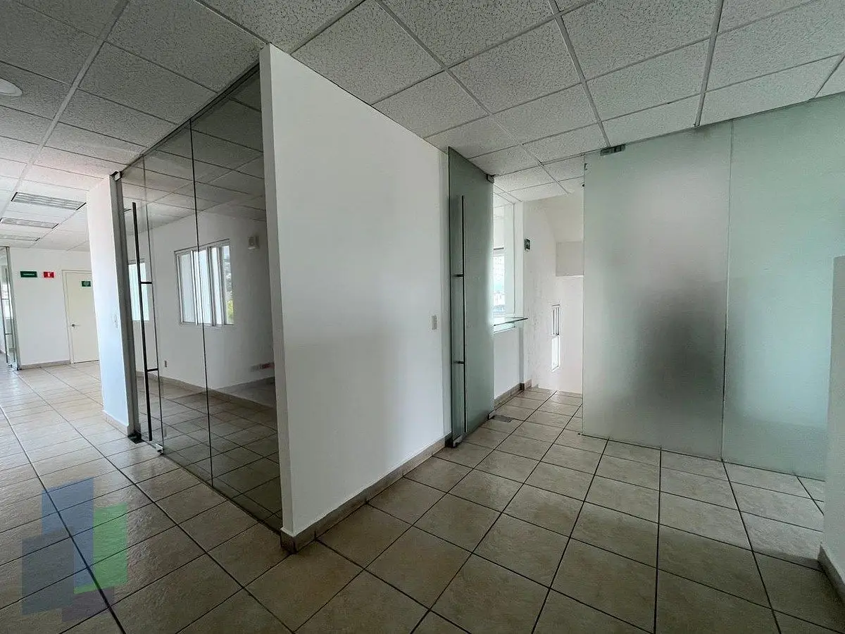 Piso completo de oficinas en renta en Bernardo Quintana. — foto 4