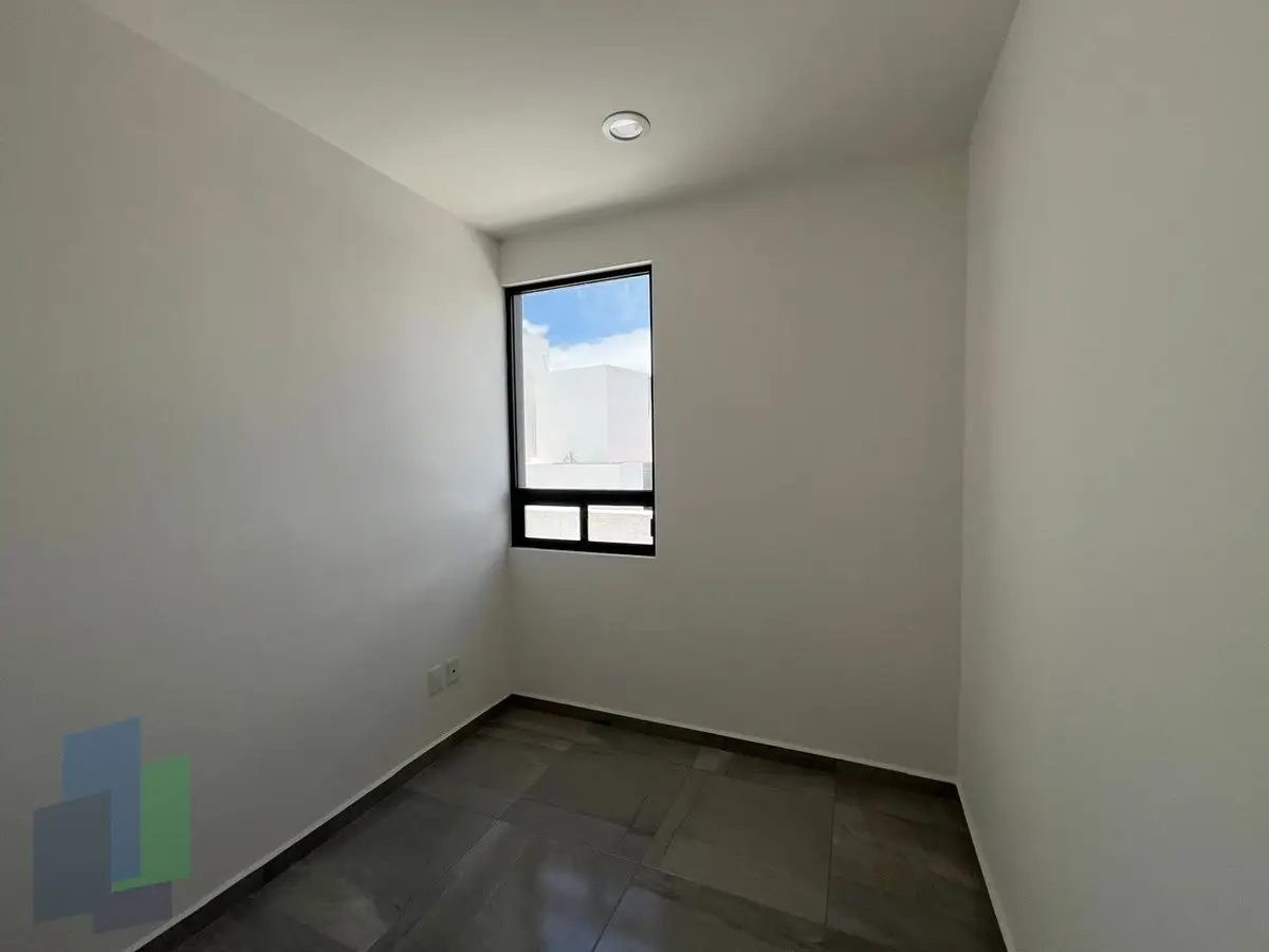Colinas de Juriquilla casa en venta en privada con vigilancia 24 hrs. — foto 7