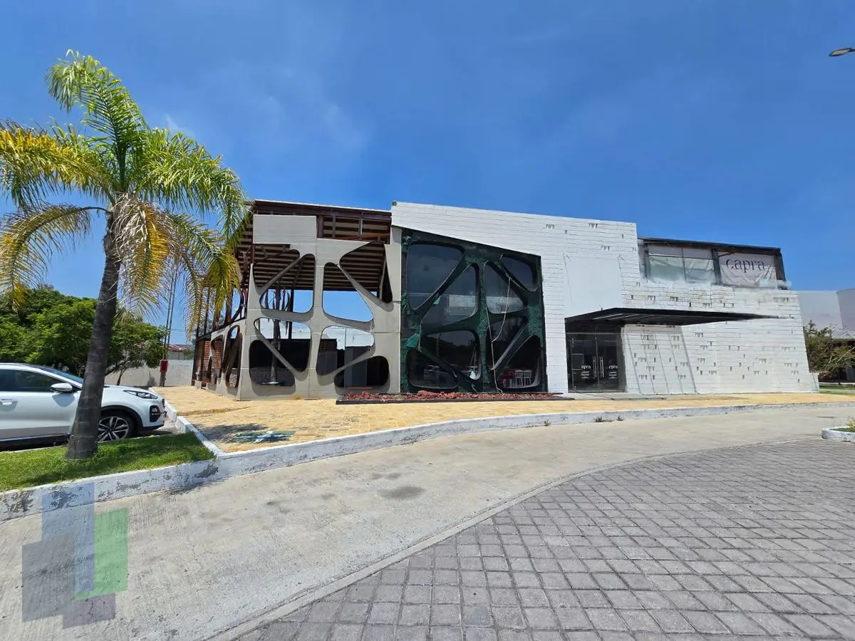 Local comercial en renta en Plaza Bajío Jurica — foto 3