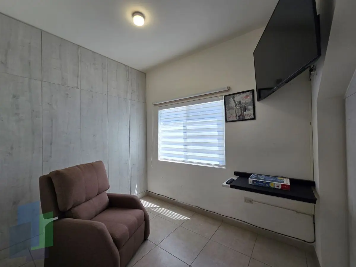 Casa en venta en Santa Fe, Juriquilla, con rec en planta baja — foto 5