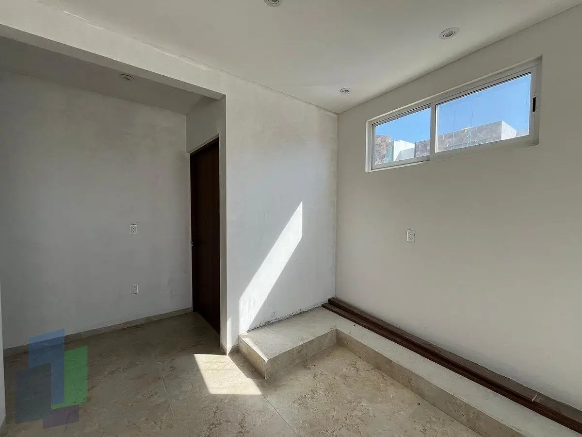 Lomas de Juriquilla casa en venta en obra blanca para terminar a tu gusto!!! — foto 6