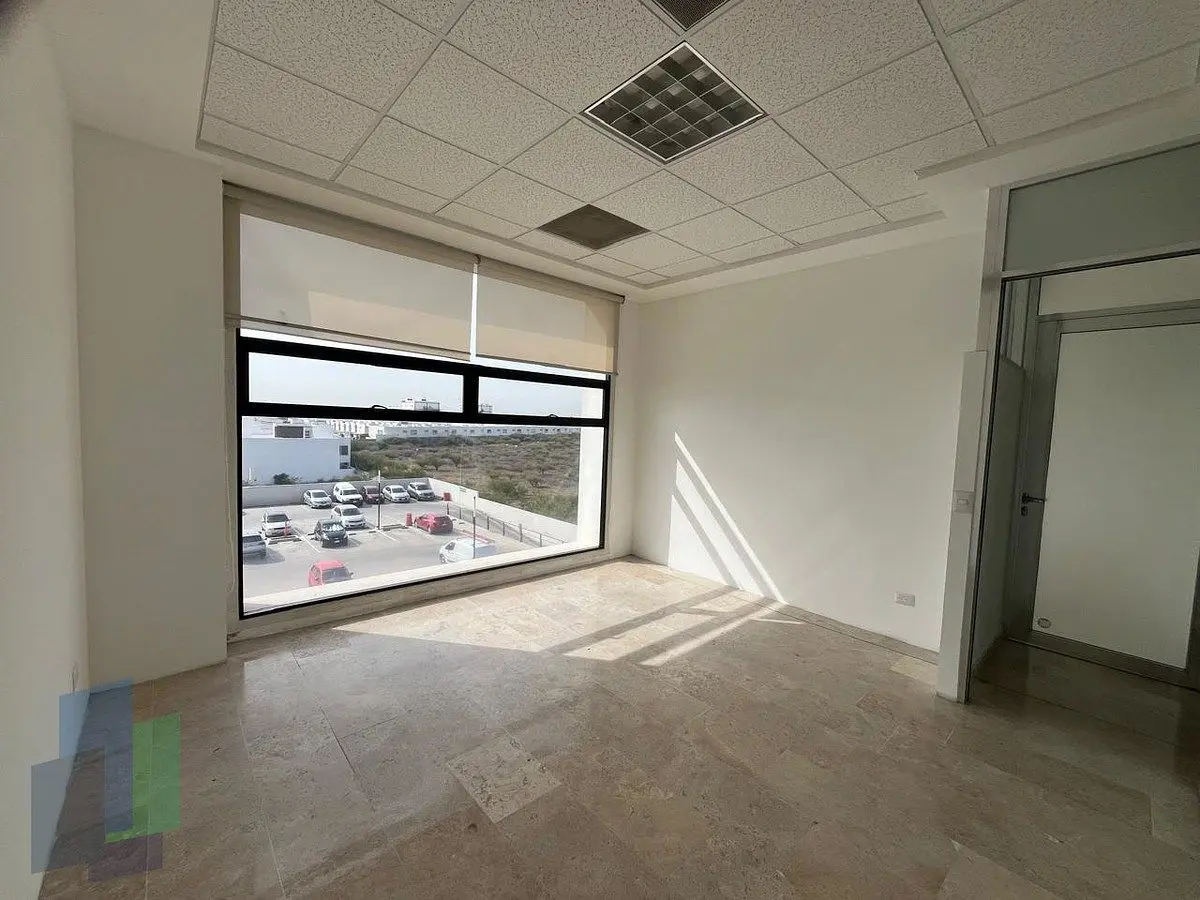 Renta de oficina de 15 m2 en 2o nivel en Corporativo. — foto 2