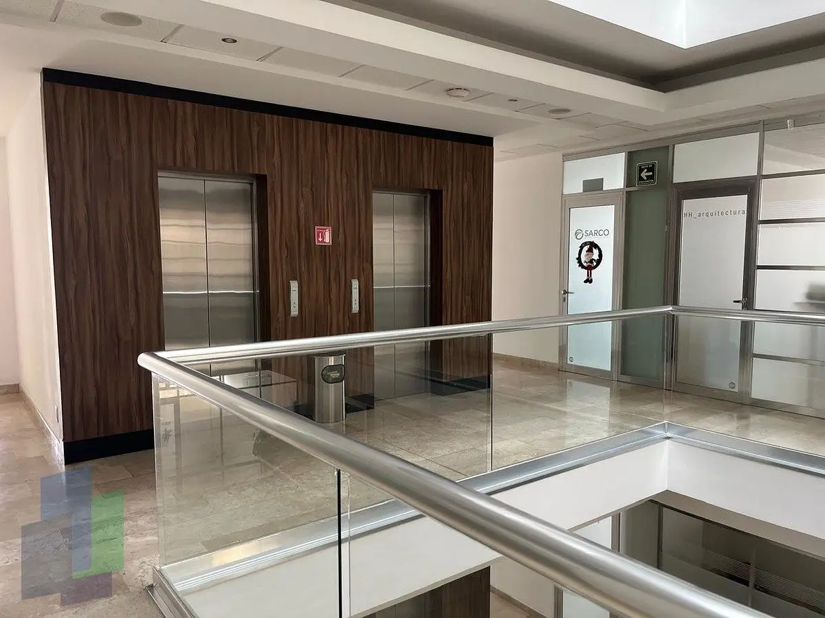 Renta de oficina de 15 m2 en 2o nivel en Corporativo. — foto 6