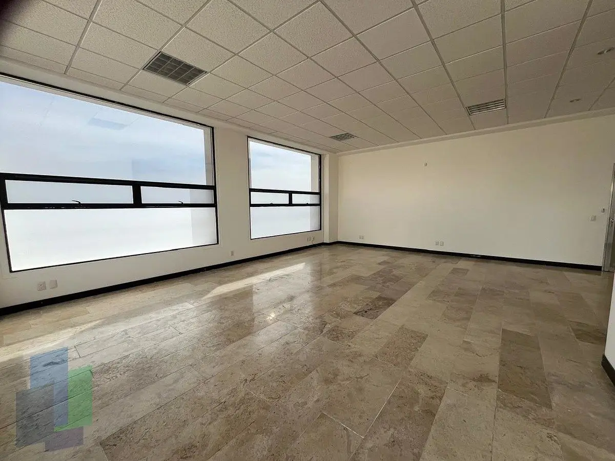 Oficina en renta de 60 m2 en planta baja en Corporativo. — foto 3