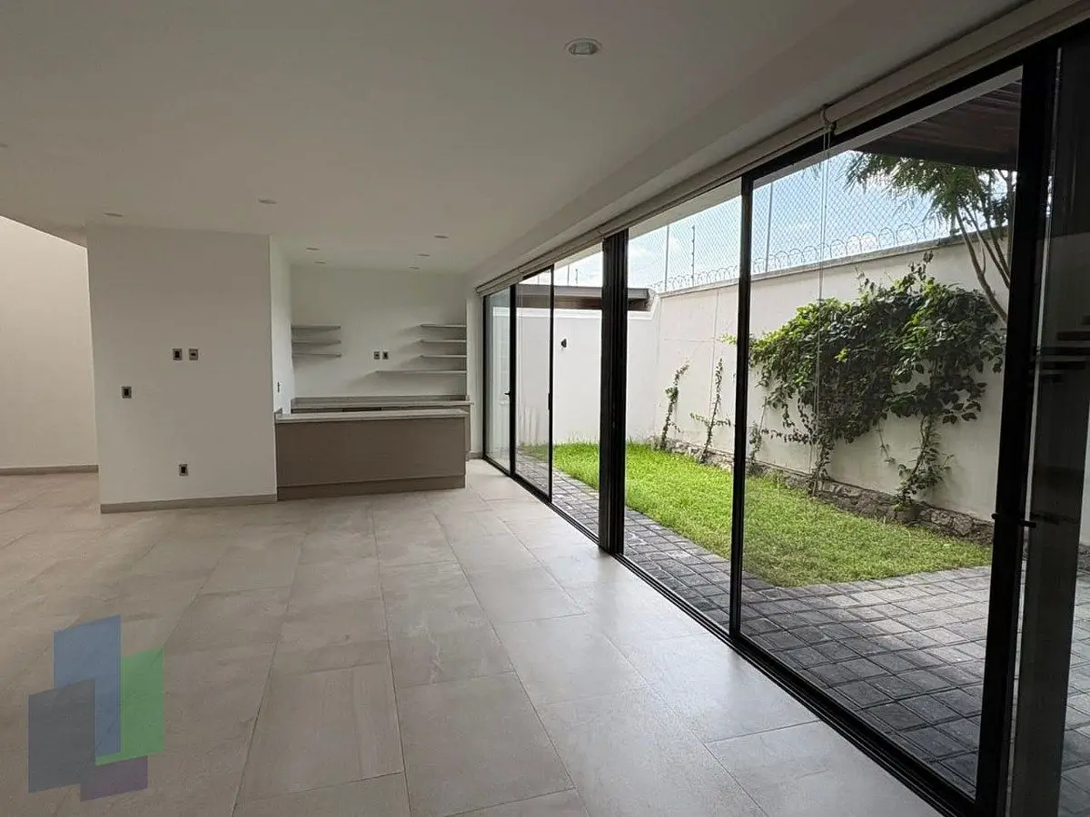 Casa en venta / renta en Arco de Piedra — foto 6
