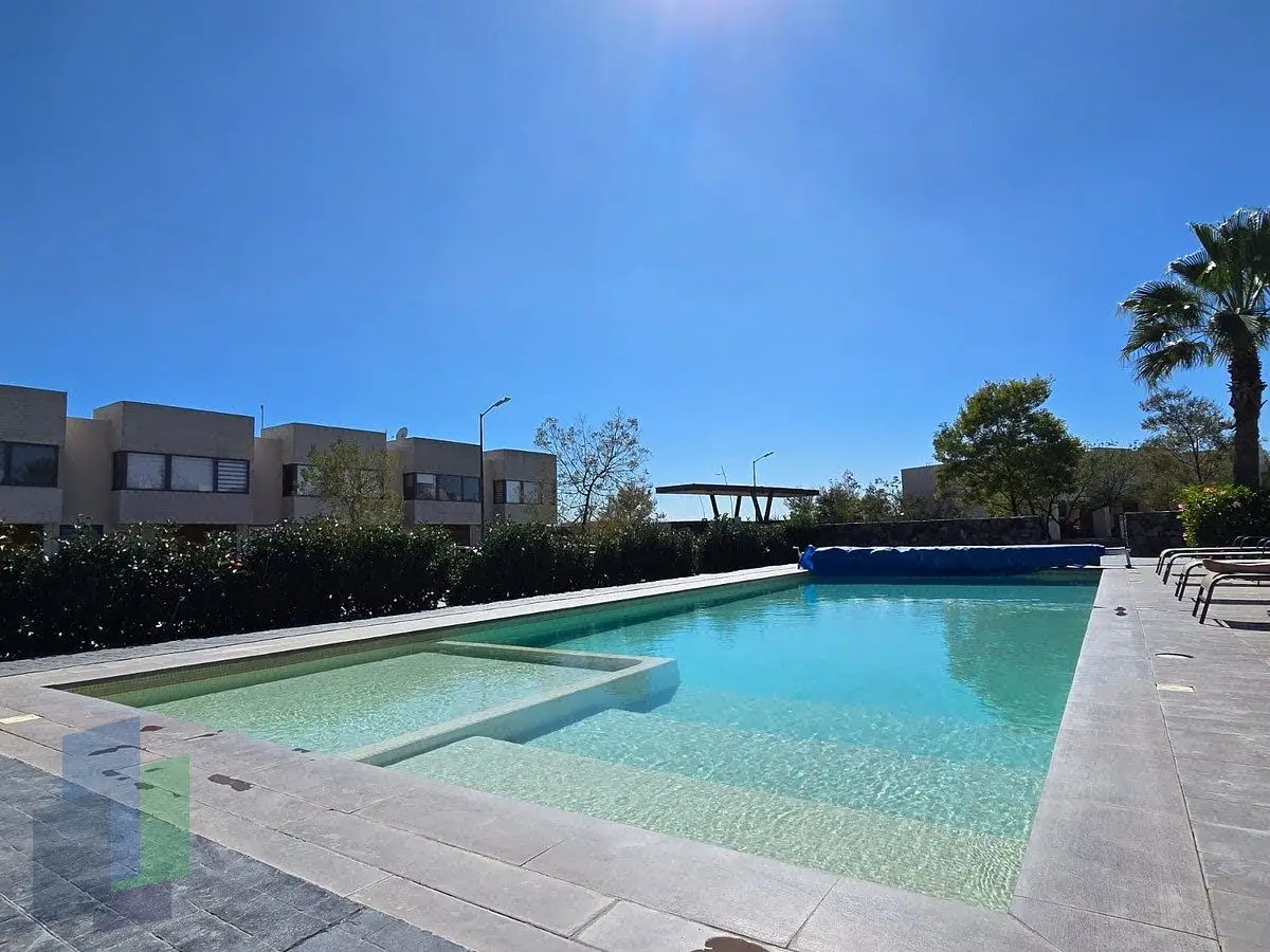 RENTA zona Ziré/Zakia | Casa en condominio con alberca y gym — foto 2