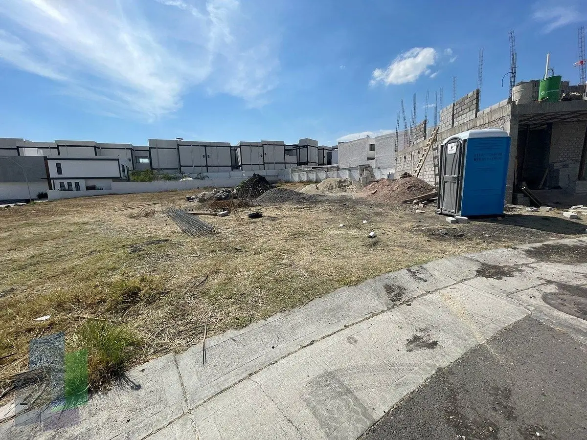 Terreno en venta plano privada zona Grand Juriquilla — foto 4