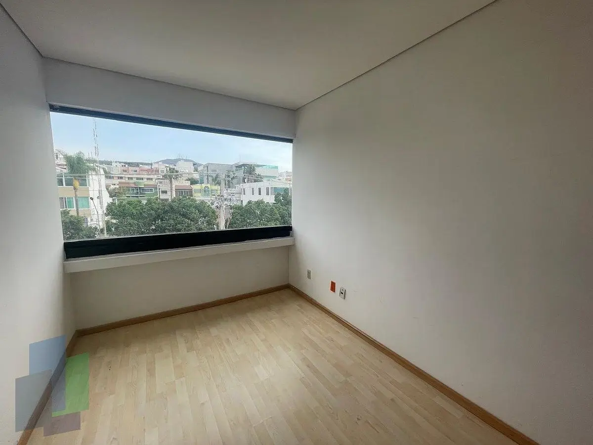 Edificio en venta / renta en Colinas del Cimatario — foto 2