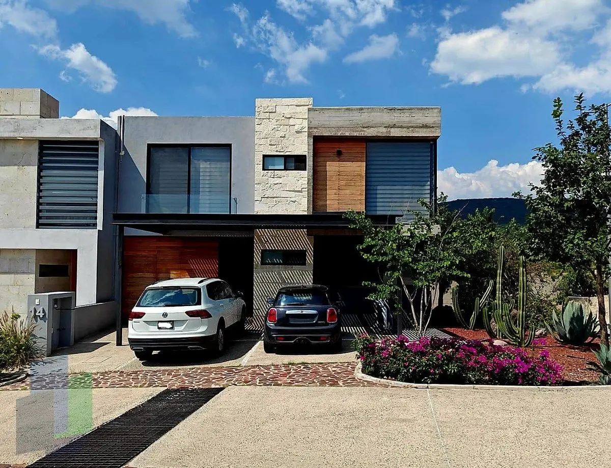 Casa en venta, renta o renta amueblada en Altozano, 4 recámaras. — foto 6