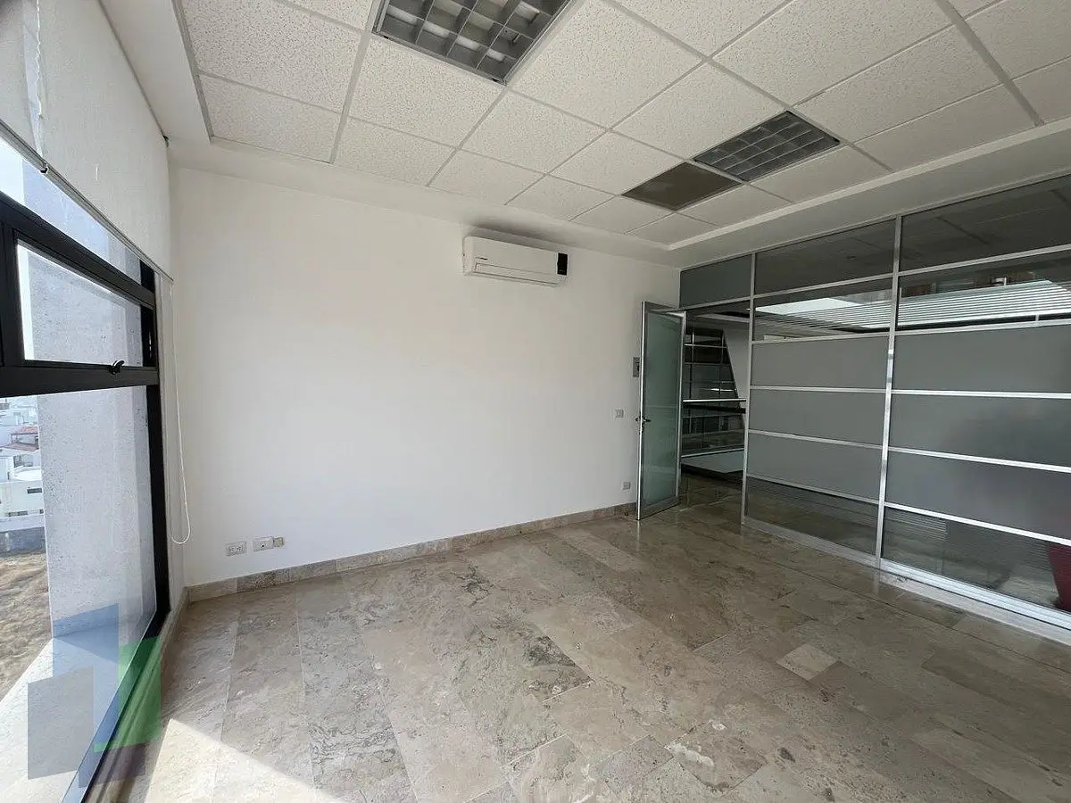 Oficina en renta de 16 m2 en 4o piso en Corporativo. — foto 5