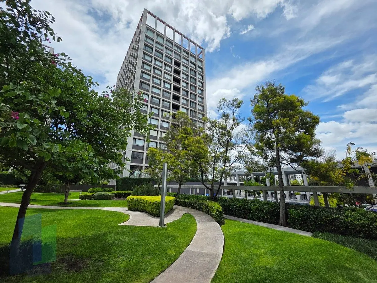 RENTA Departamento de 2 niveles con Jardín | Alegra Towers, Juriquilla Santa Fe — foto 2