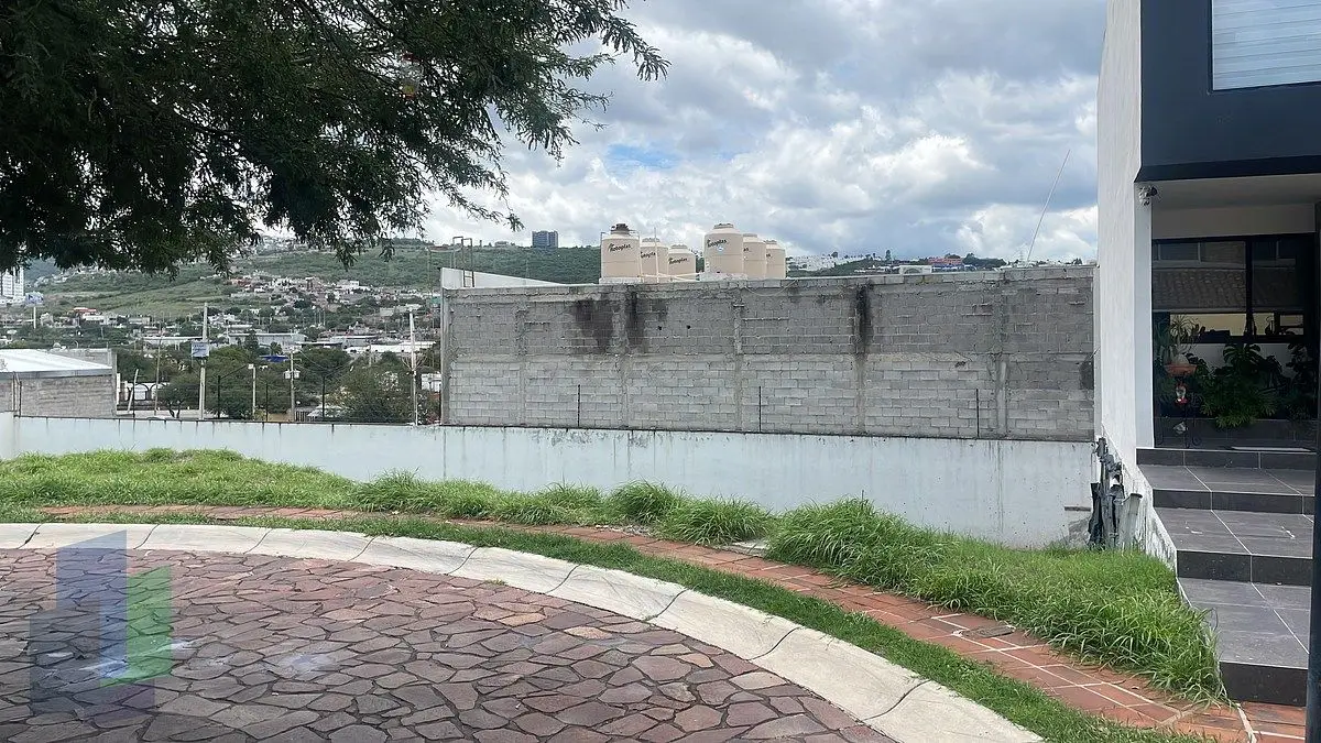 Últimos terrenos en venta en privada Pedregal de Schoestatt — foto 3