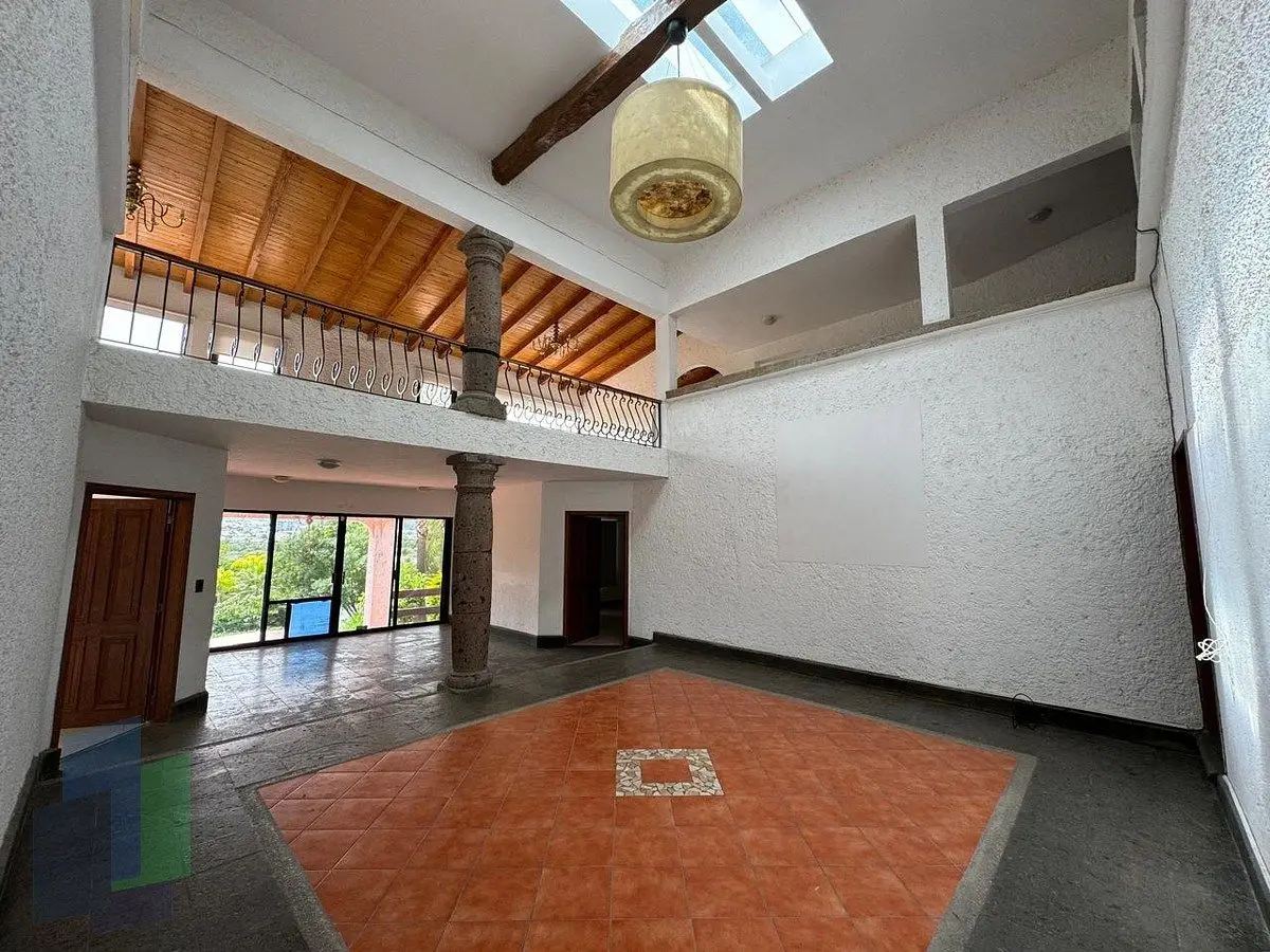 Casa en renta en Juriquilla con vista al campo de golf con 4 recámaras. — foto 2