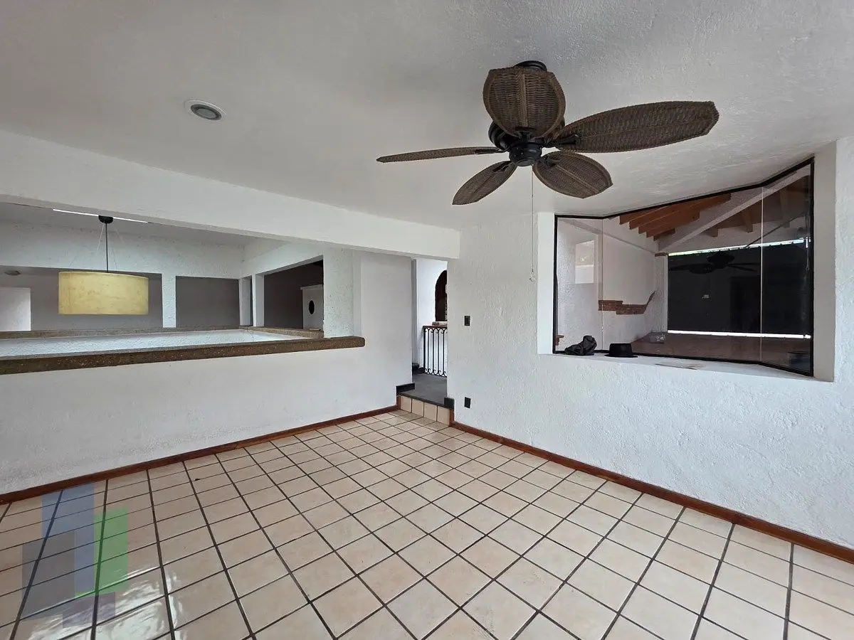 Casa en renta en Juriquilla con vista al campo de golf con 4 recámaras. — foto 2