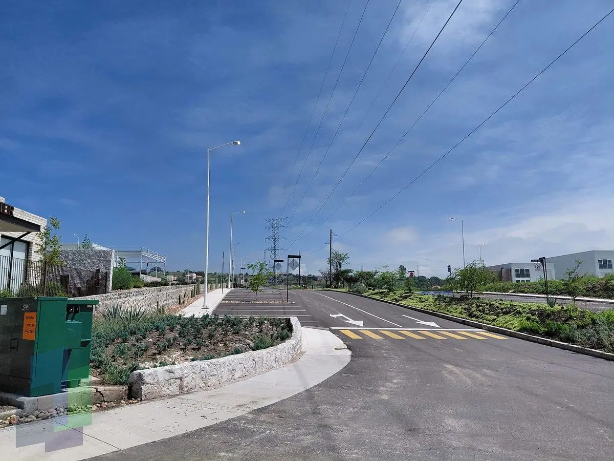 Bodega de almacenamiento y logistica en venta / renta a 100m de la autopista 57 — foto 3