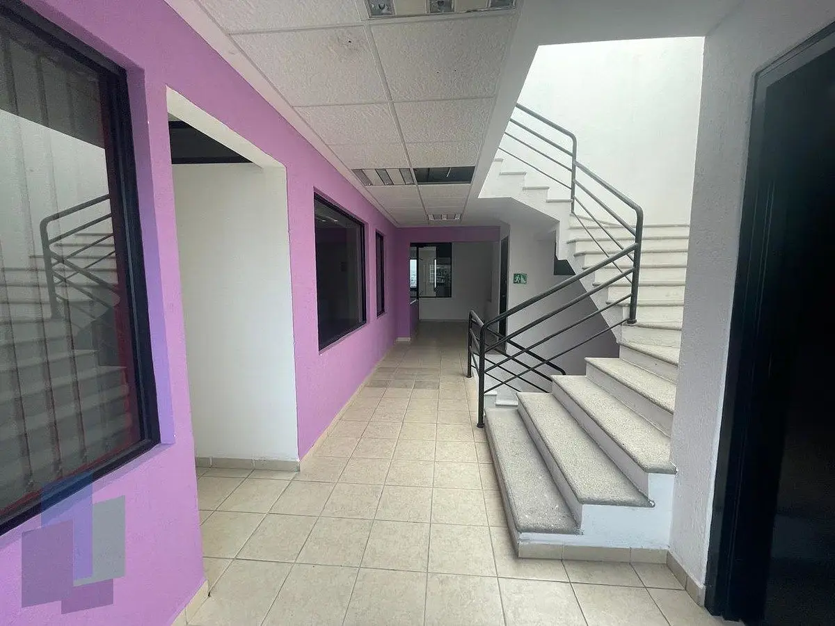 Edificio en venta / renta en Colinas del Cimatario — foto 3