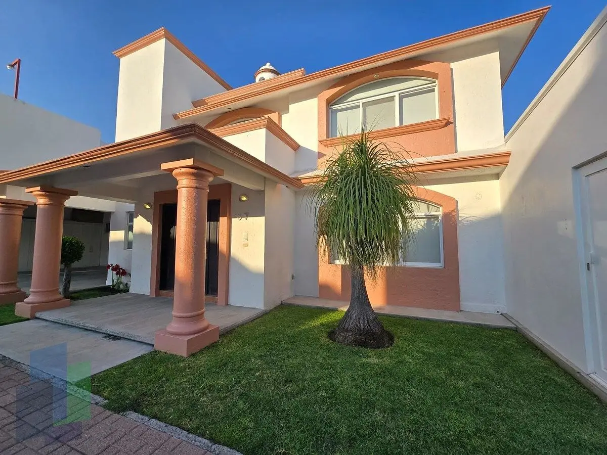 RENTA Casa en condominio ¡Con alberca propia! | Rincón Campestre, Corregidora — foto 5