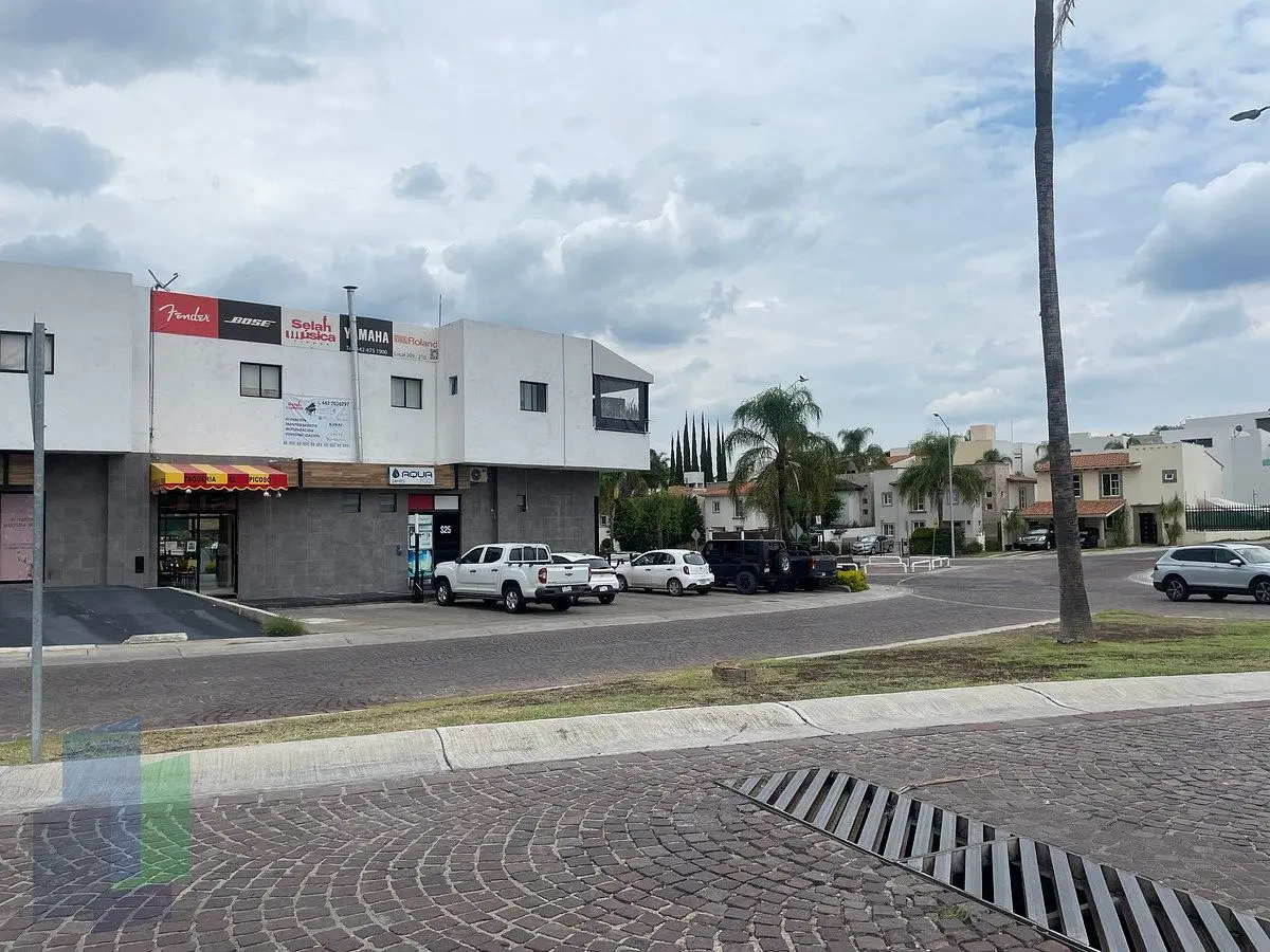 Hermosa casa en renta con alberca zona Cumbres de Lago — foto 2