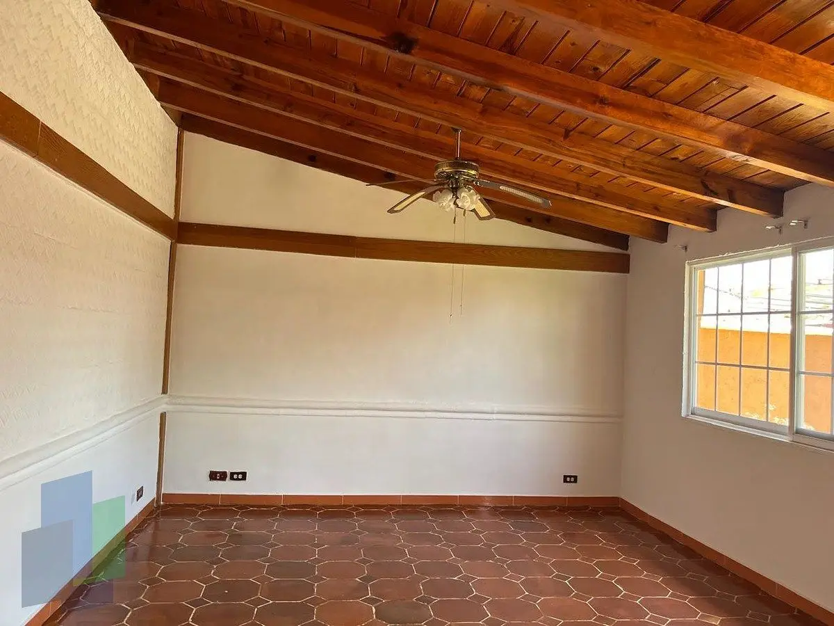 Casa en Venta de un nivel con control de acceso ideal para personas 3a edad. — foto 6