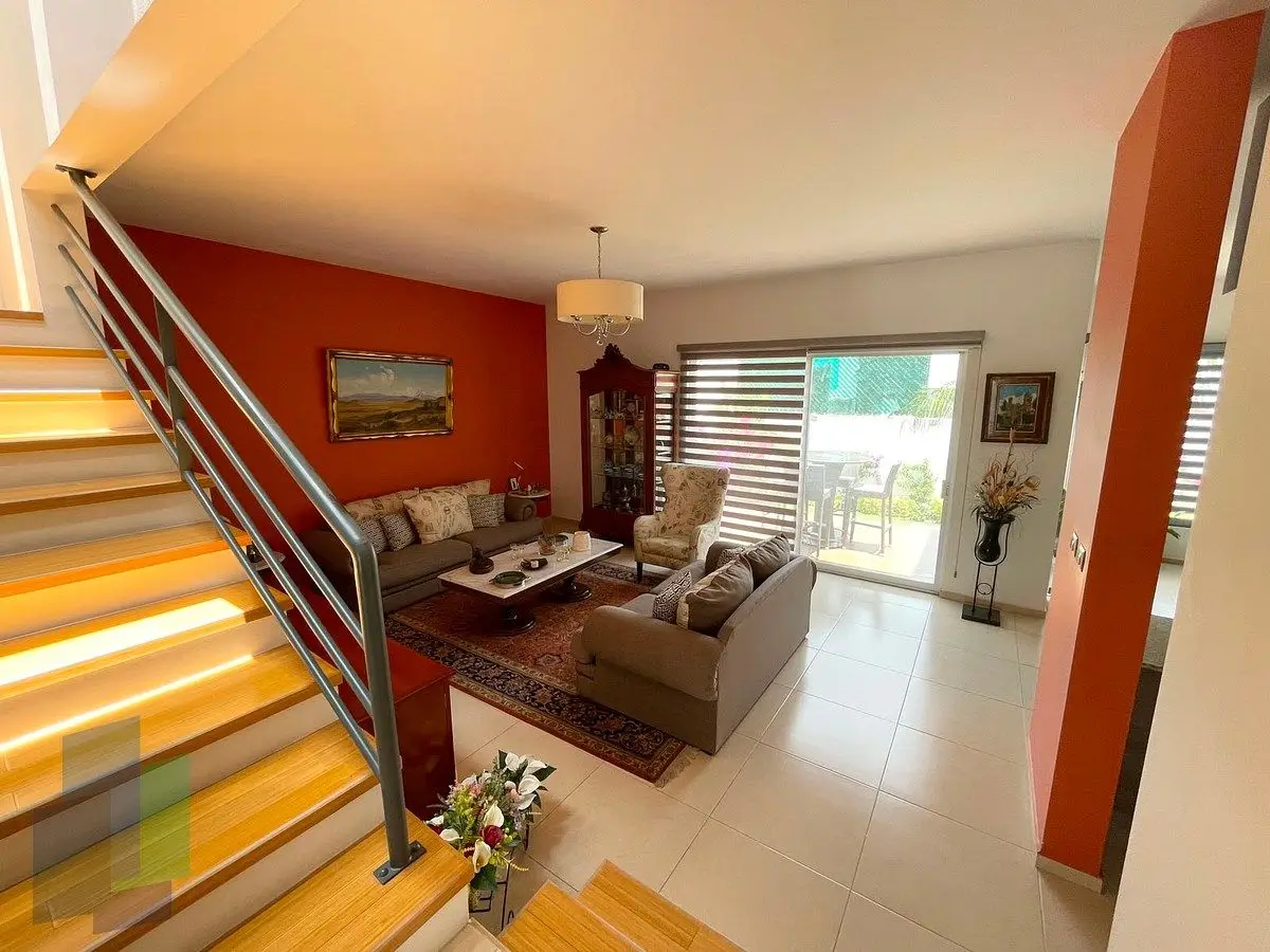 Casa en Venta Lomas Juriquilla opción a la 4ta recámara. — foto 4