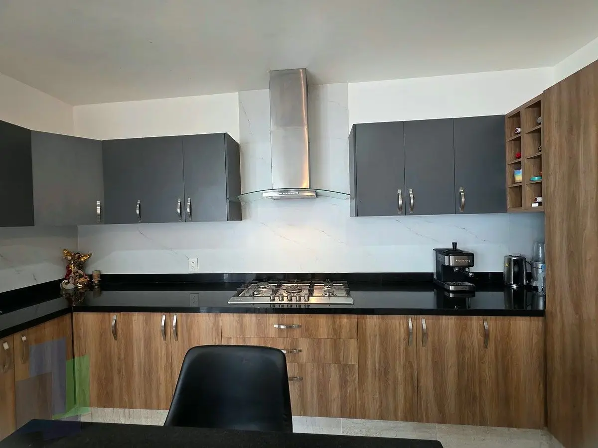 🚨 Oportunidad en Lomas de Juriquilla | ¡Precio por Debajo de Avalúo! — foto 3