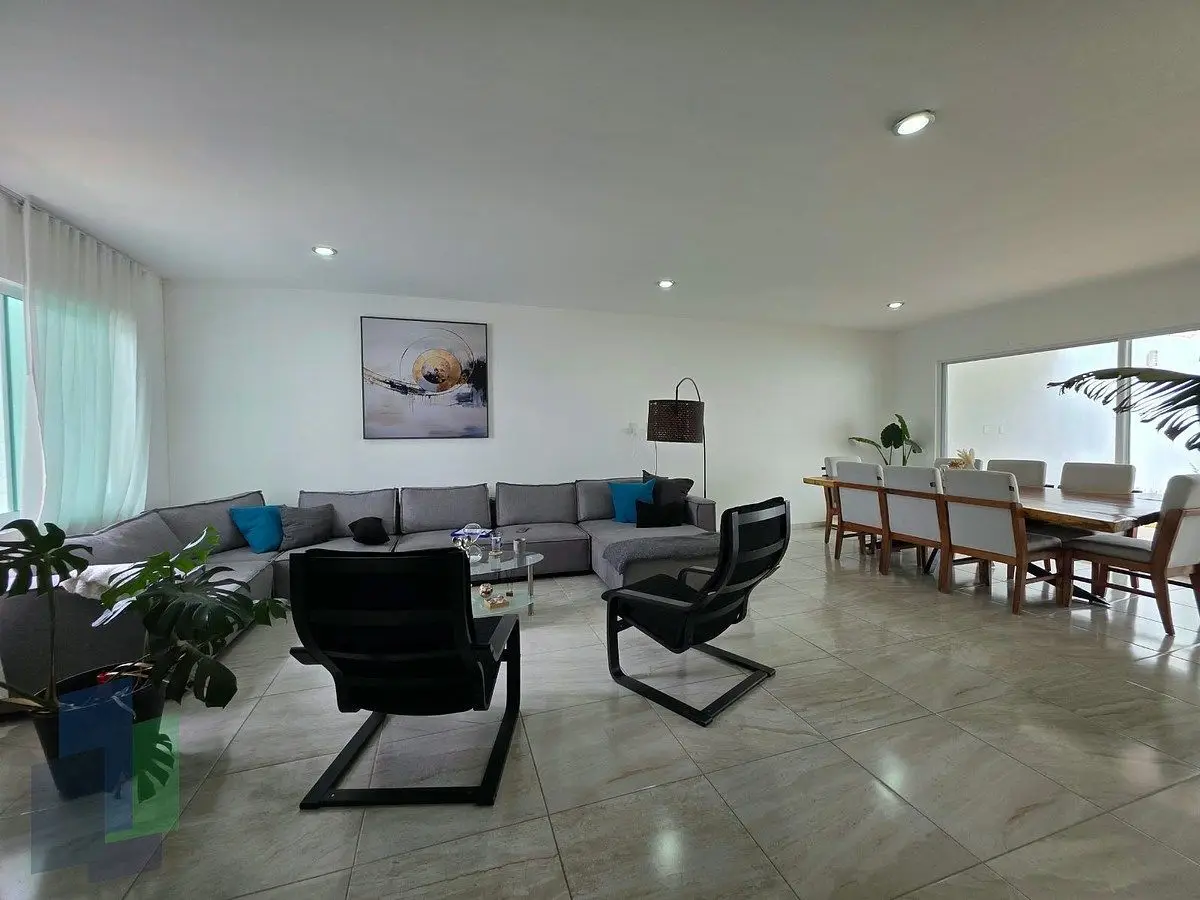 🚨 Oportunidad en Lomas de Juriquilla | ¡Precio por Debajo de Avalúo! — foto 4
