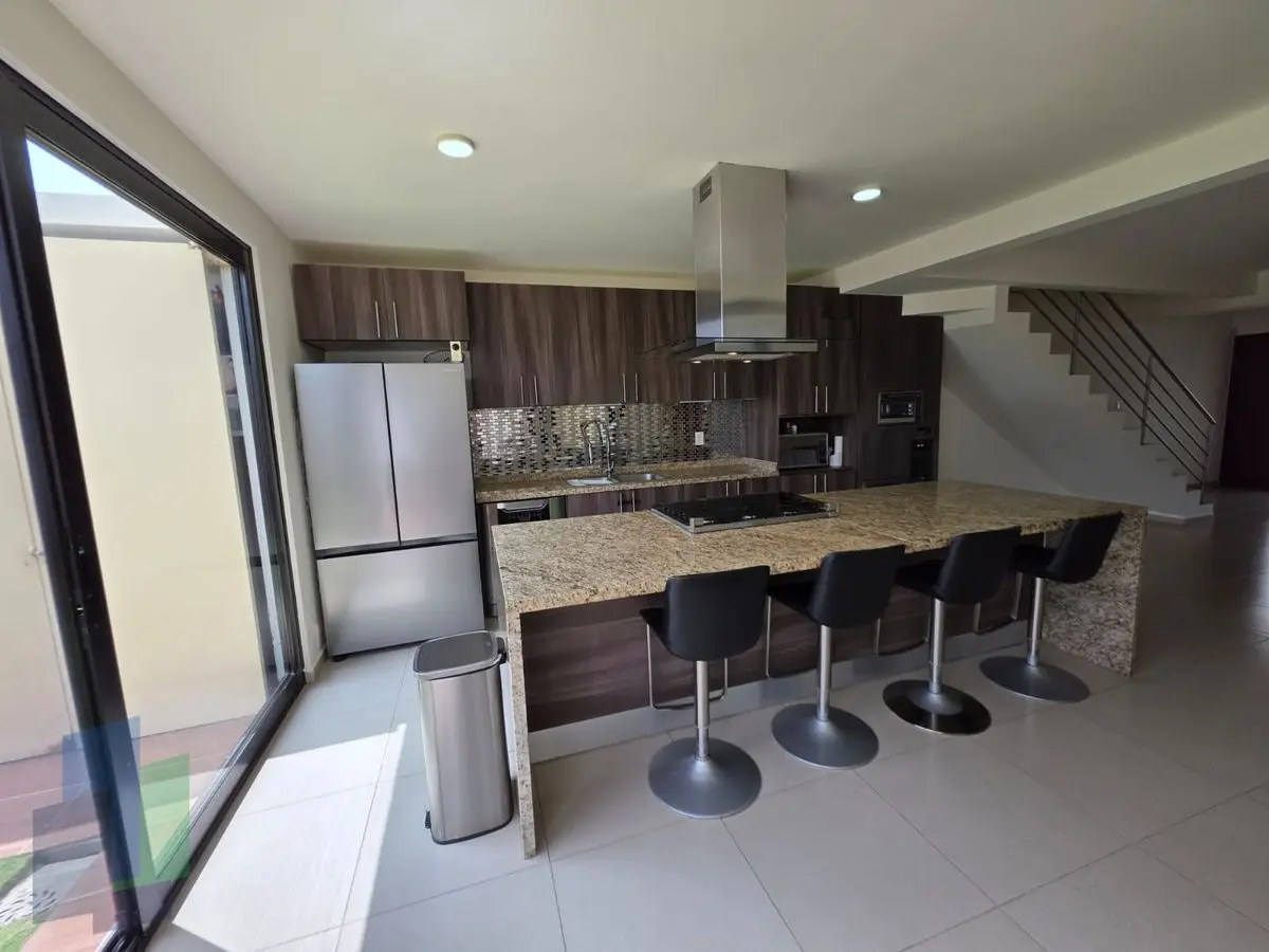 Casa en venta dentro de condominio, en Cumbres de Juriquilla