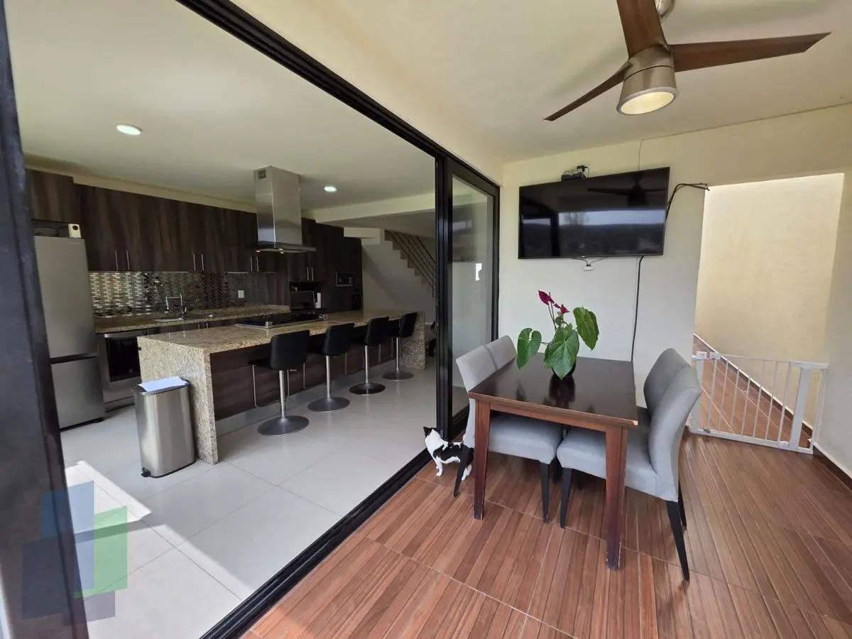 Casa en venta dentro de condominio, en Cumbres de Juriquilla — foto 3