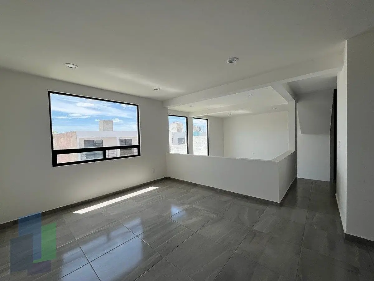 Estrena casa en VENTA O RENTA en privada Colinas de Juriquilla. — foto 3