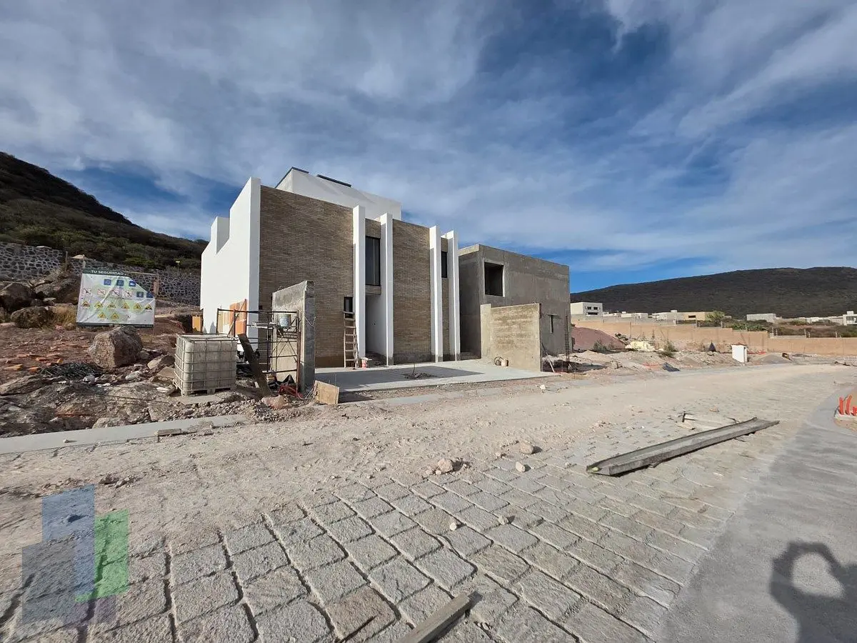 Casa en venta en Altozano, Condominio Atalaya — foto 3