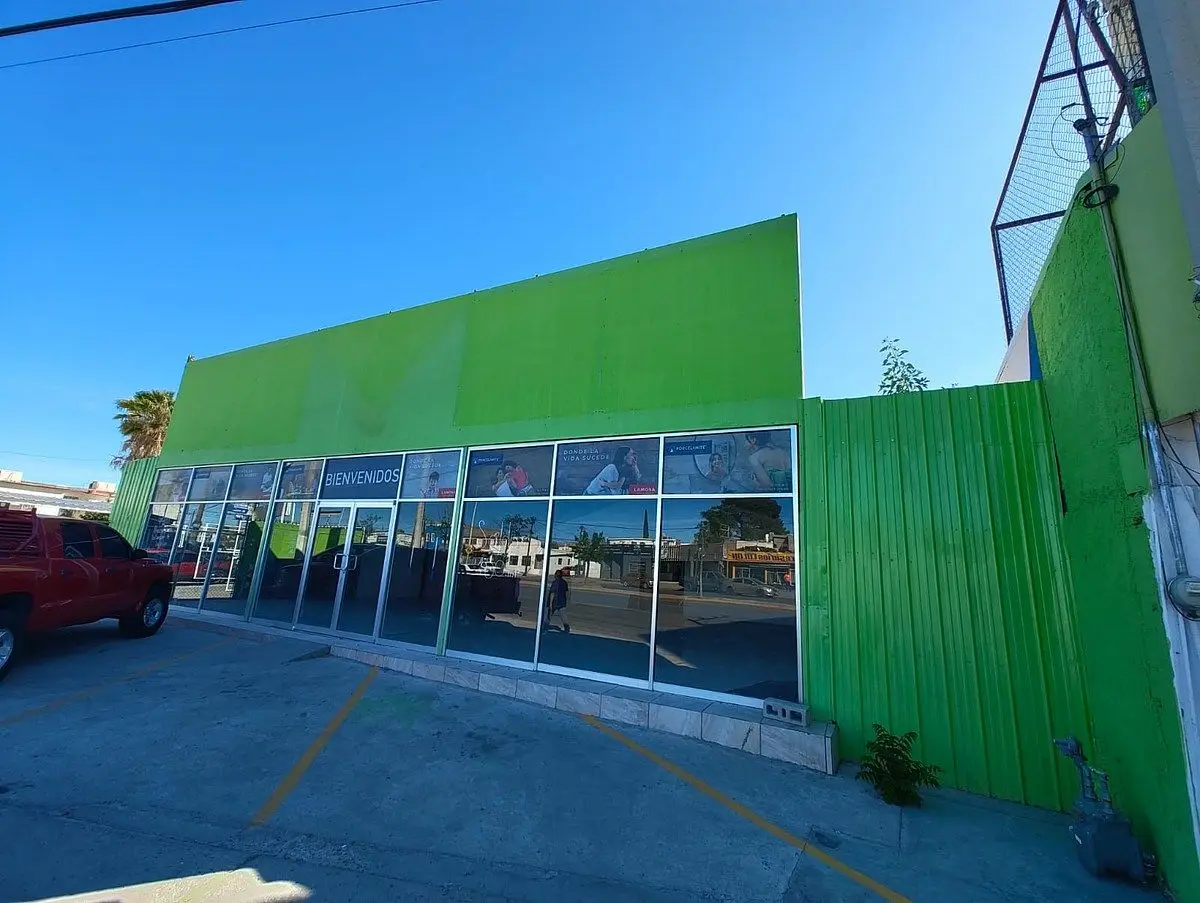 Ave Tecnológico, amplio local en renta en excelente ubicacion — foto 3