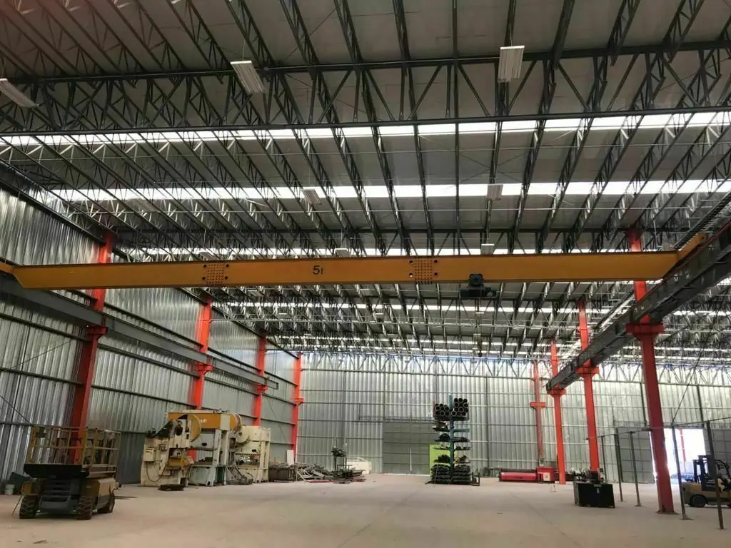 Complejo Sur, Amplia Nave en Venta — foto 5