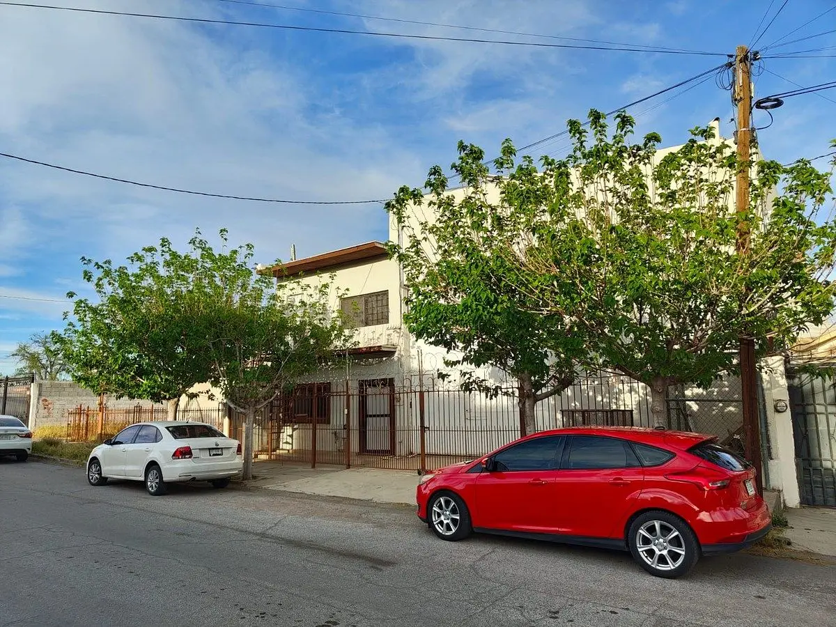 Panamericana renta de Bodega con oficinas — foto 2