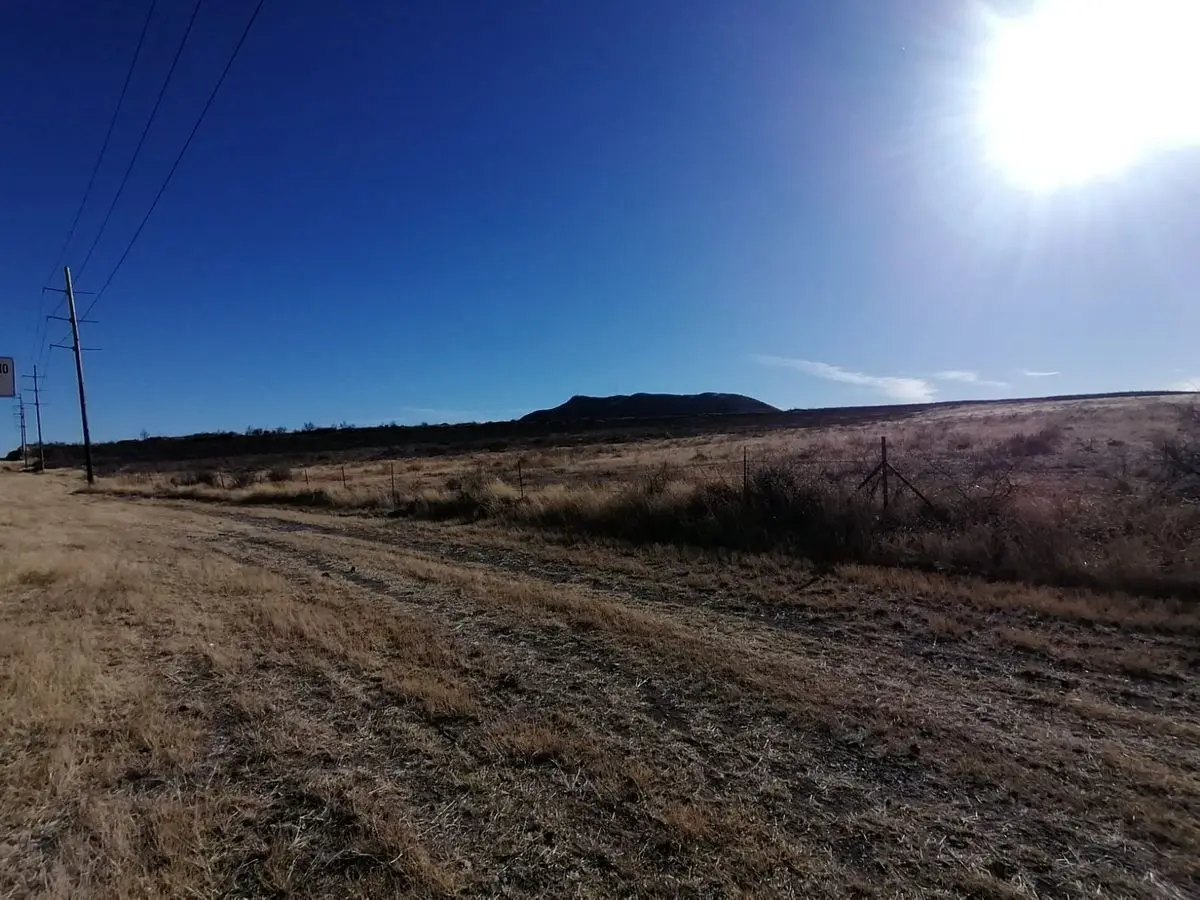 Sacramento, frente cedis Walmart, a pie de carretera — foto 4