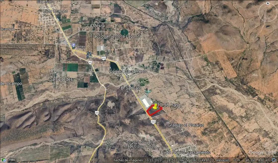 Sacramento junto a cadis Walmart amplio terreno a pie de carretera — foto 2