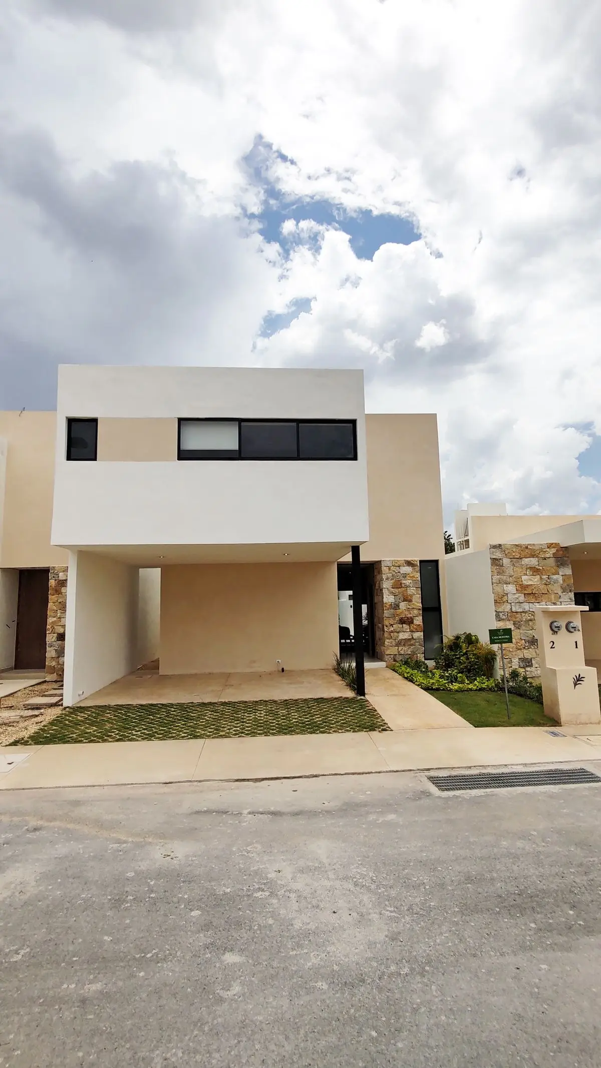 Casa de dos plantas en Verna Residencial — foto 2