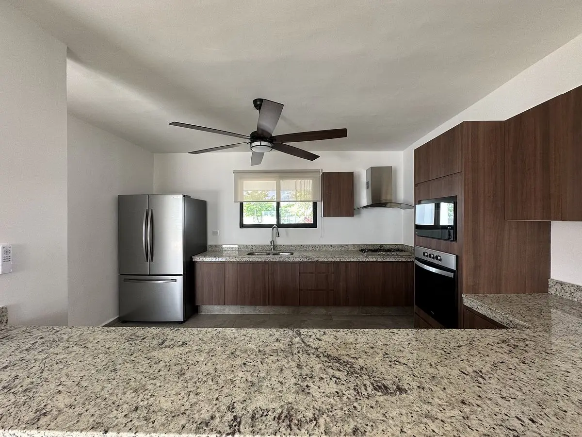 Casa en Renta en Privada — foto 4