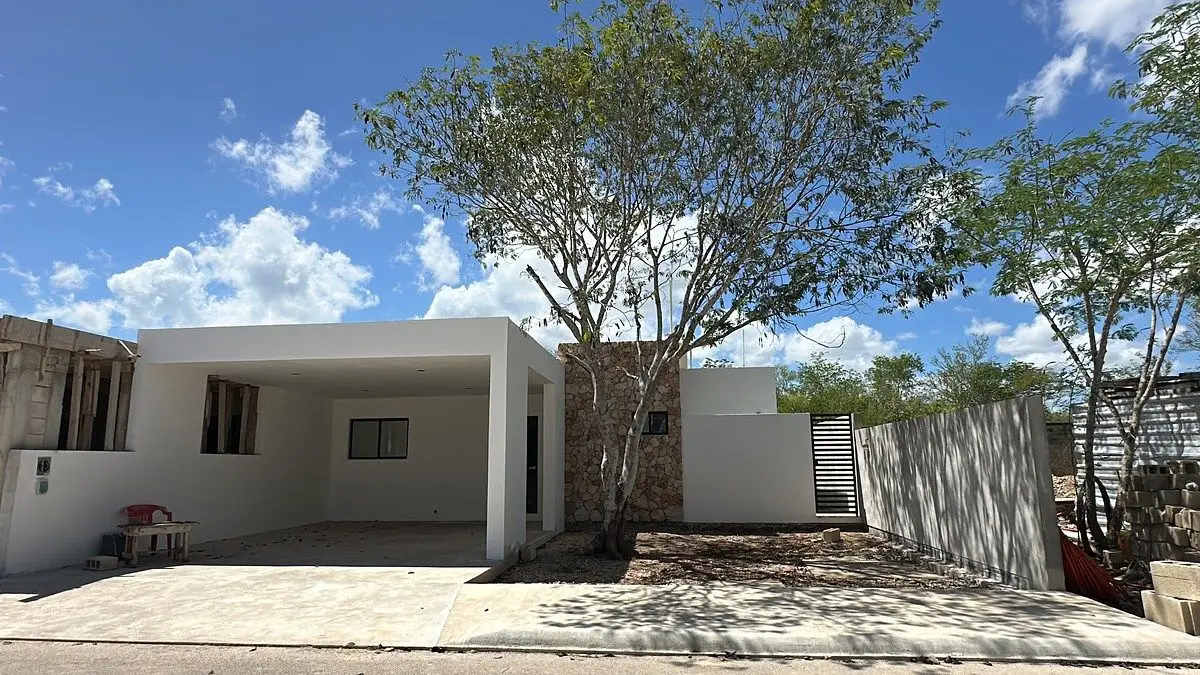 Casa en Venta de 2 Recámaras en Privada Kanán