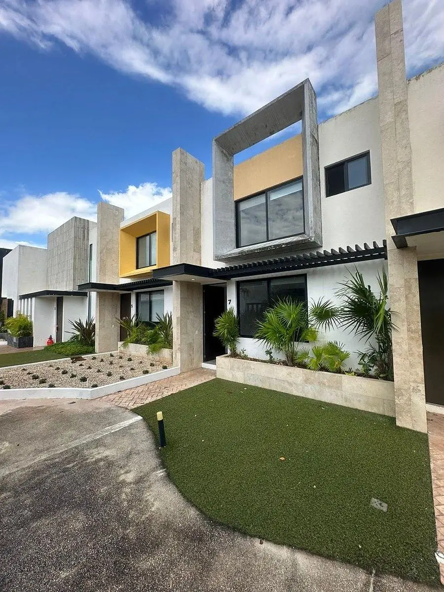 Villa en Renta 2 Hab, Temozón Norte