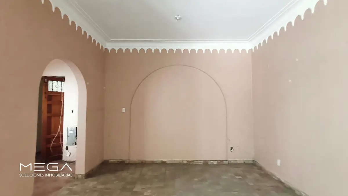 Casa con Uso de Suelo en Venta Como Terreno — foto 5