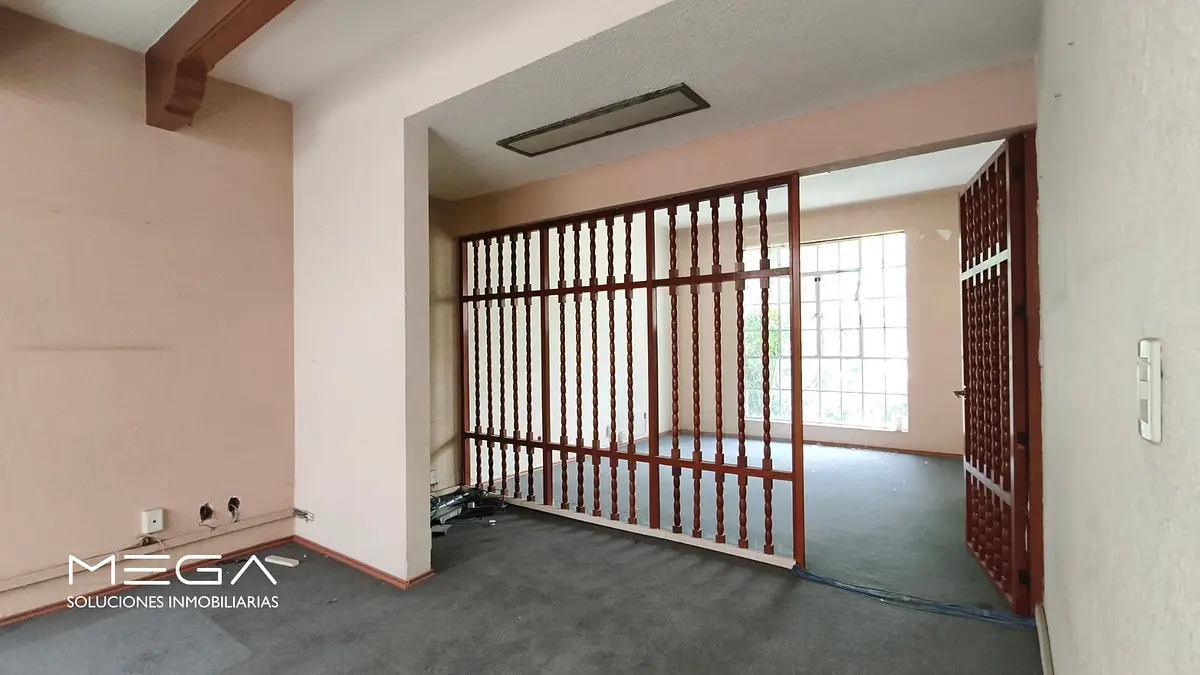 Casa con Uso de Suelo en Venta Como Terreno — foto 6