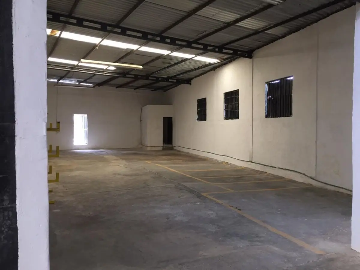 Bodega en Renta Parque Benito Juarez Centrica Queretaro