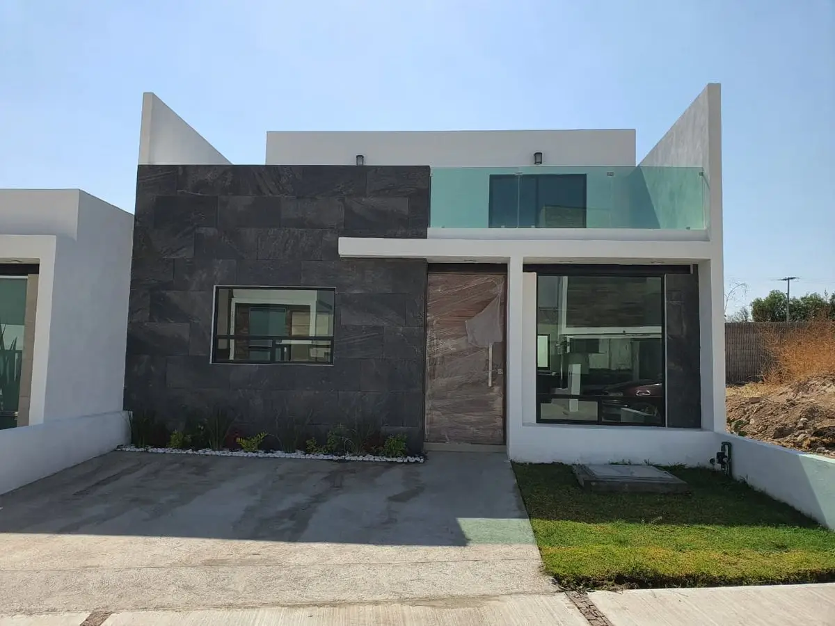 Casa con Recamara en Planta Baja Corregidora Queretaro — foto 1