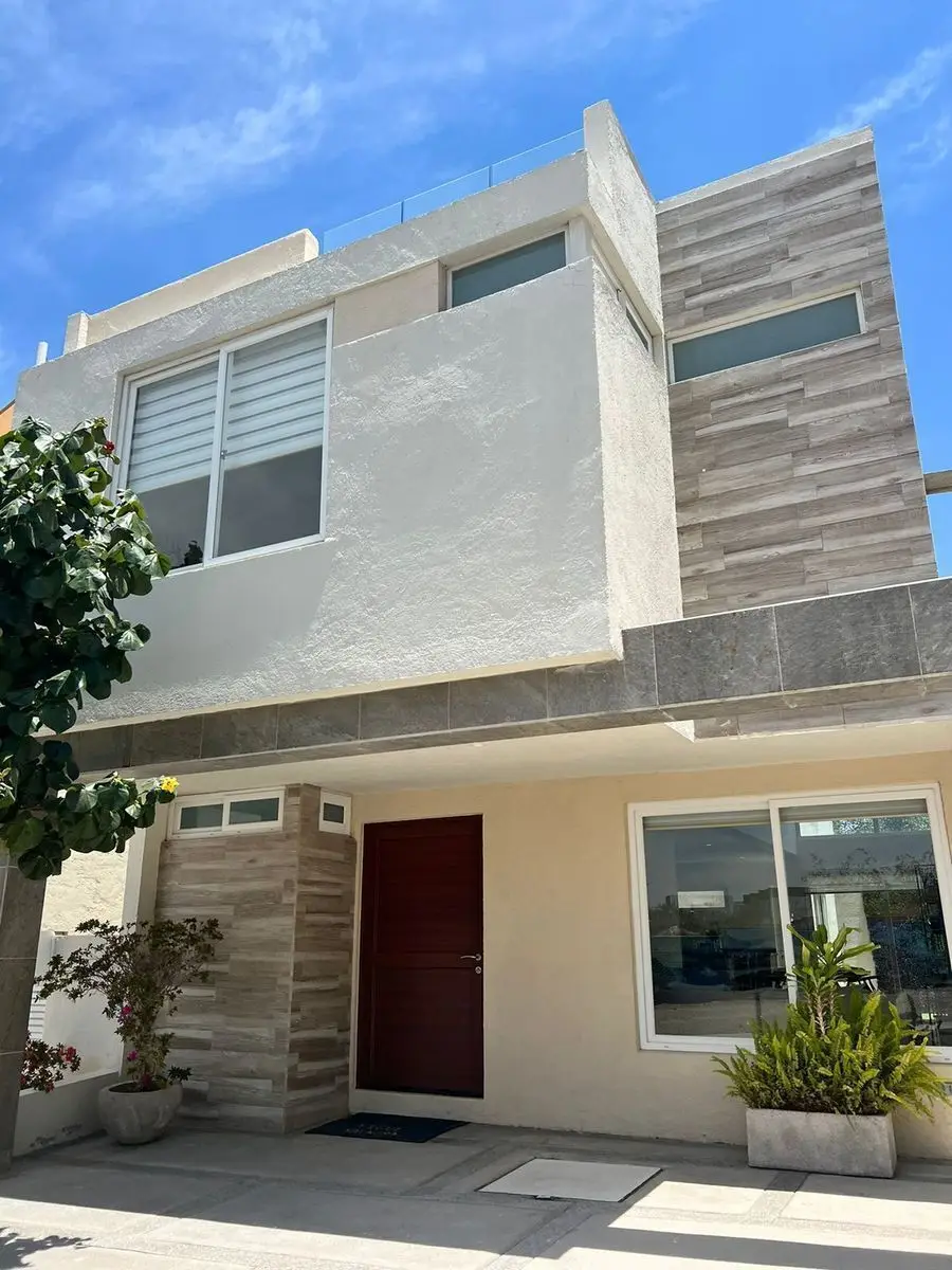 Casa de Doble altura en Venta en Zibatá — foto 2
