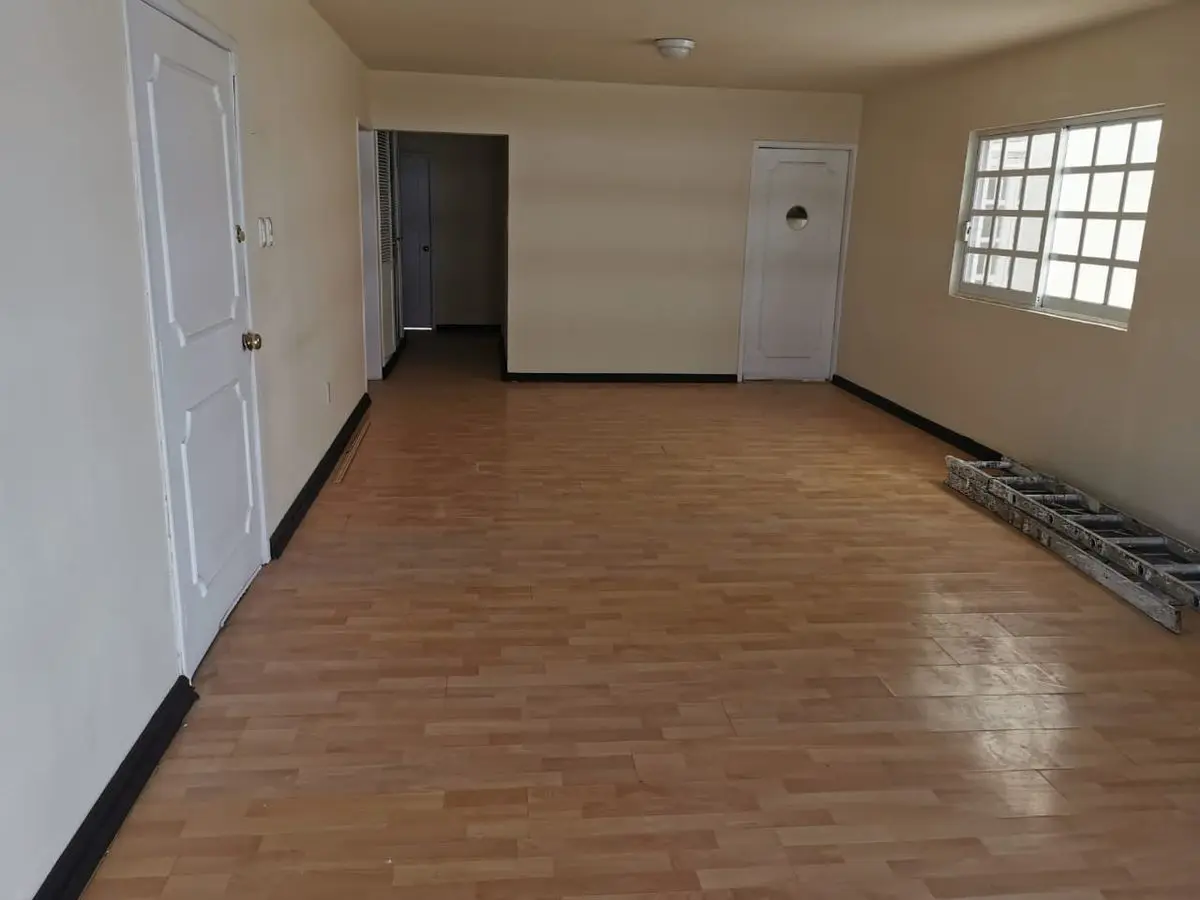Casa de una planta en gran ubicación dentro de Álamos — foto 3