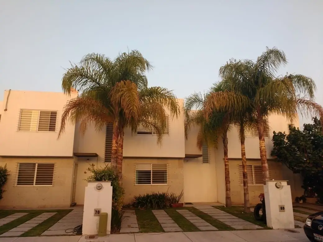 casa en renta en corregidora