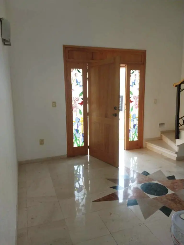 Casa en Venta en Los Cipreses Vista Real Corregidora — foto 3